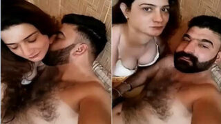 Horny Indian Girl Masturbating