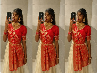 SG Tamil Babe Boobs Show